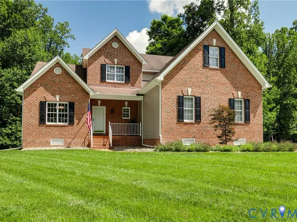 6021 Jenkins Bluff Ln, Sandston, VA 23150