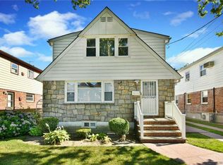 151-64 18th Ave, Whitestone, NY 11357