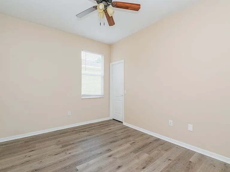 25402 Seven Rivers Cir — Photo 13