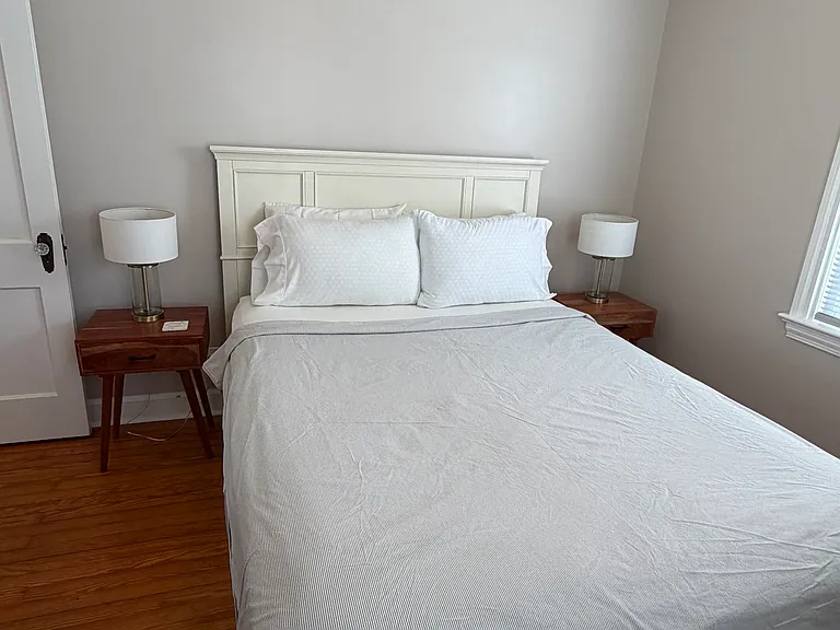 7703 Winchester Ave — Photo 21
