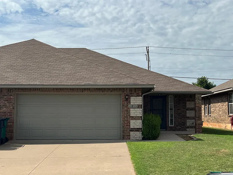 11810 SW 15th Way — Photo 2