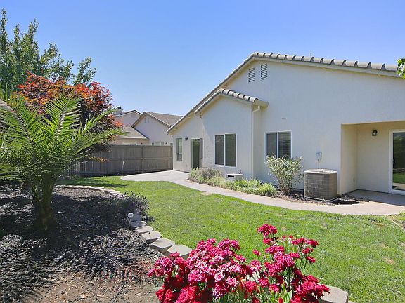 3rd image of 199 Battlecreek Cir