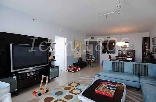 Icon Condo #1806 - Photo 5