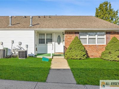 11 Maine Ct #739, Matawan, NJ, 07747