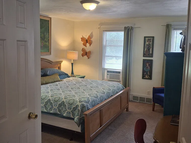 2424 W 10th St #101 — Photo 14