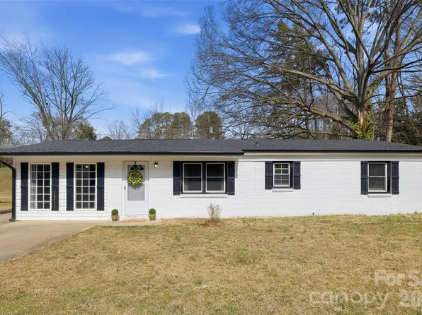 504 Bridges Dr, Kings Mountain, NC 28086