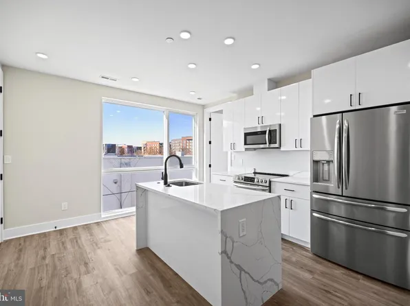 824 18th St NE #303, Washington, DC 20002