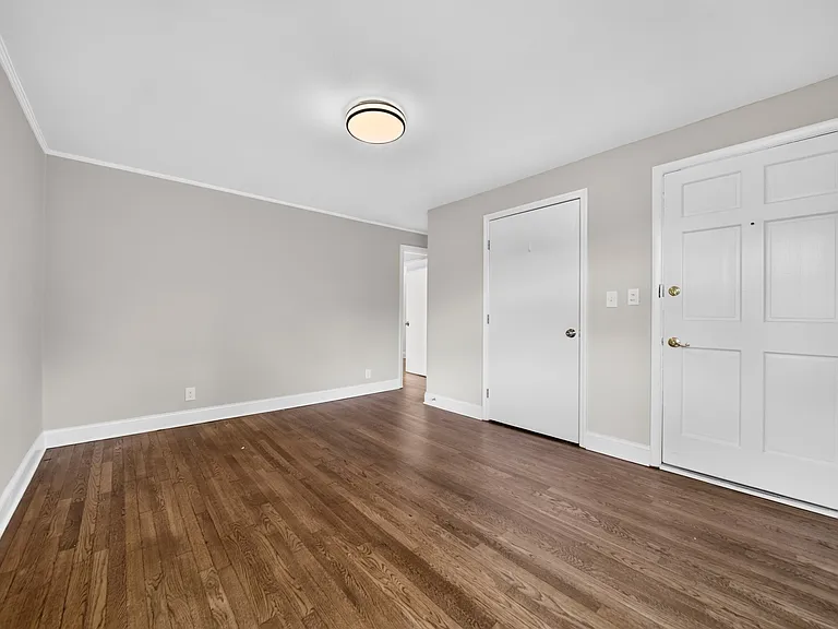 2209 Lindell Ave — Photo 12