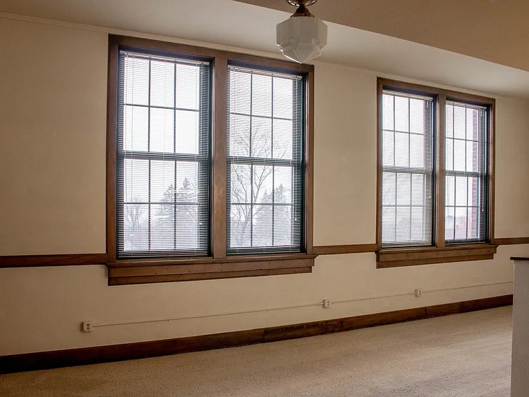 East High Apartments — Photo 37