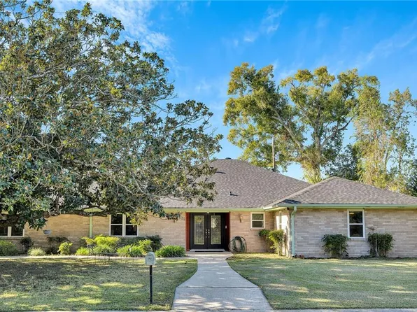 172 Wiegand Dr, Westwego, LA 70094