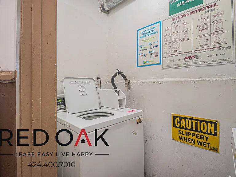 915 N Wilton Pl #213 — Photo 19