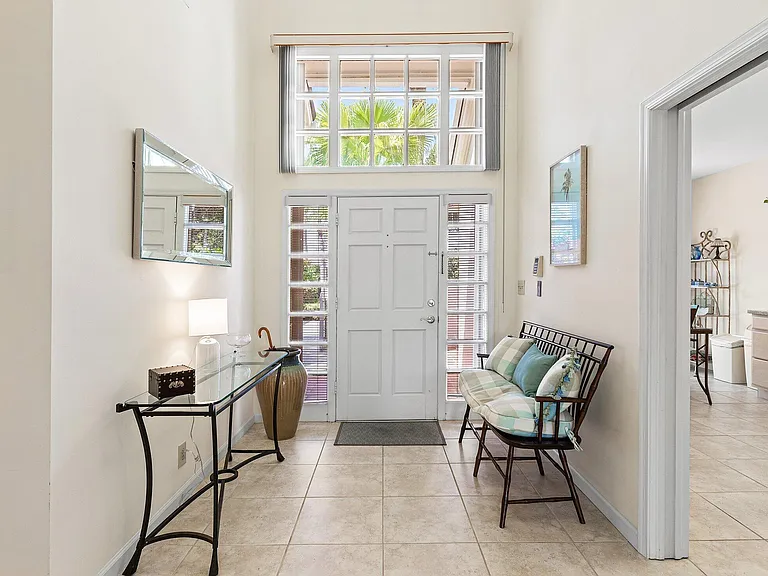 2584 Muirfield Ct — Photo 9