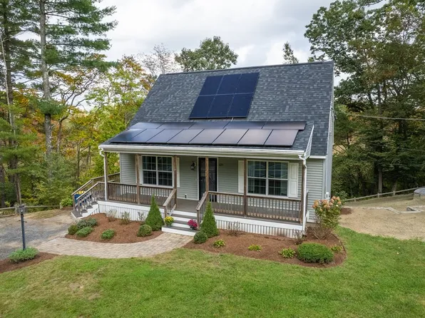 695 Elm St, East Bridgewater, MA 02333