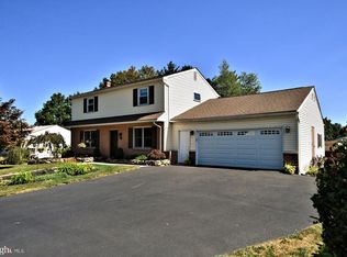 60 Estate Rd, Boyertown, PA 19512