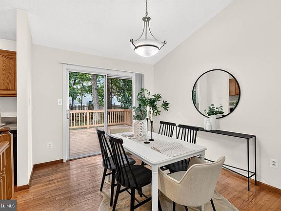 4th image of 9343 Kings Grant Rd