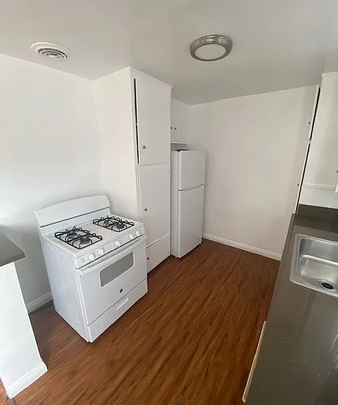 4709 August St. (Augolet, LLC) — Photo 13