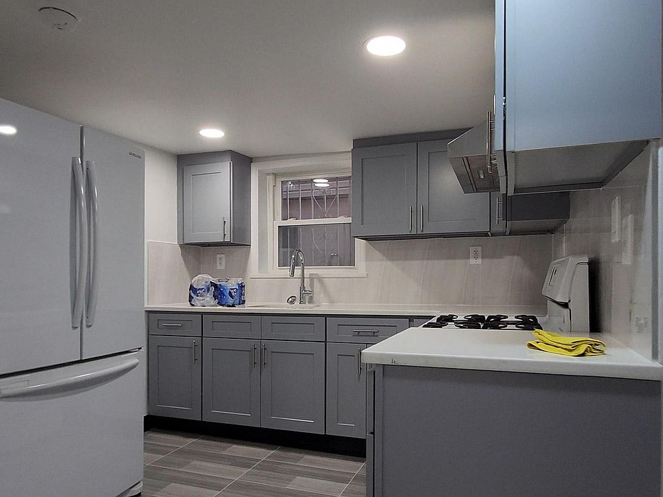 1st image of 108 Bay 8th St #1