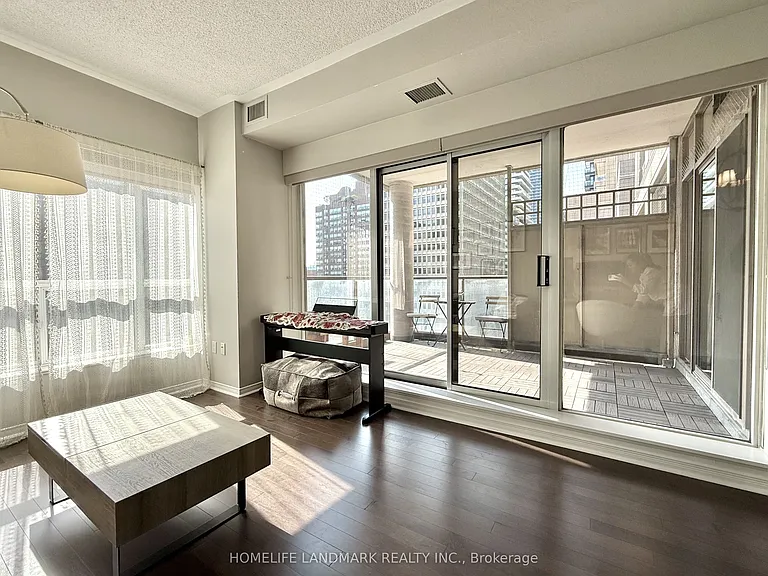 909 Bay St #701 — Photo 6