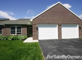 135 Blackbird Ln, Shippensburg, PA 17257