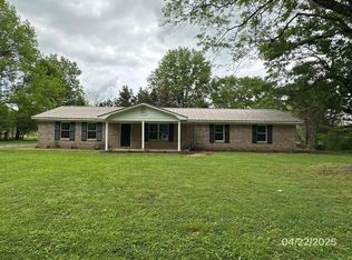235 Crockett Cir, Florence, AL 35633