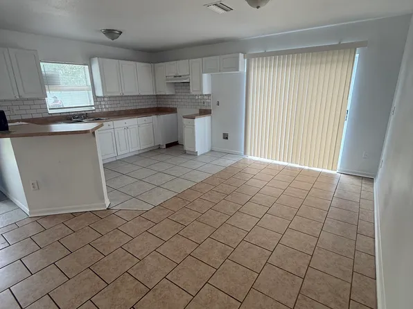 1807 E Curtis Ave, Tampa, FL 33610