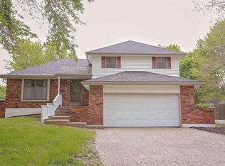 525 W Lucy Webb Rd, Raymore, MO 64083