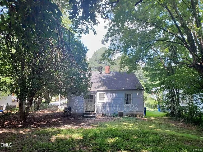 706 Van Buren Rd — Photo 5
