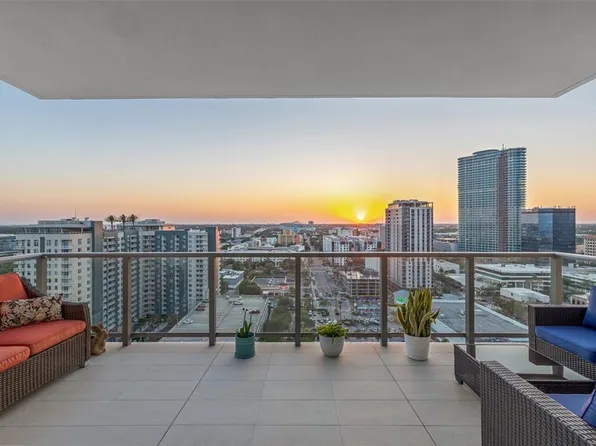 301 1st St S #2006, Saint Petersburg, FL 33701