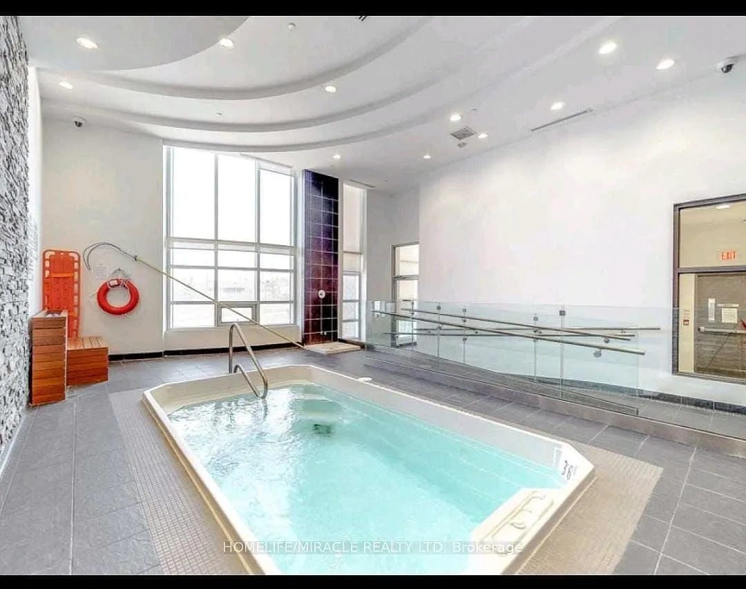 2 bed, $2,400 — Photo 3