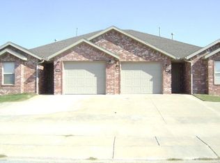 937 Kensington Dr, Centerton, AR 72719
