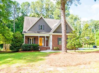 2207 Cliffside Dr, Sanford, NC 27330