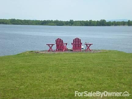 A Quiet Place
						:
						Relax with morning coffee, an afternoon glass of wine. or your favorite book