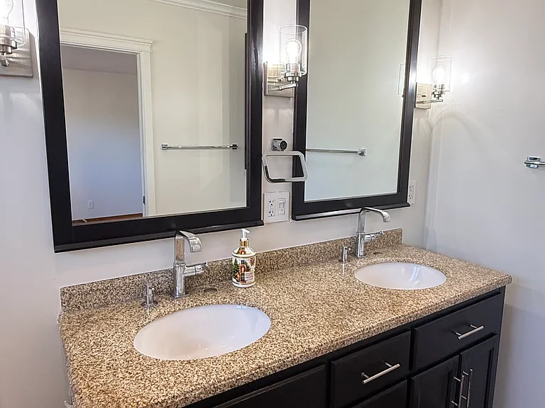 3378 Vanderbilt Way — Photo 20
