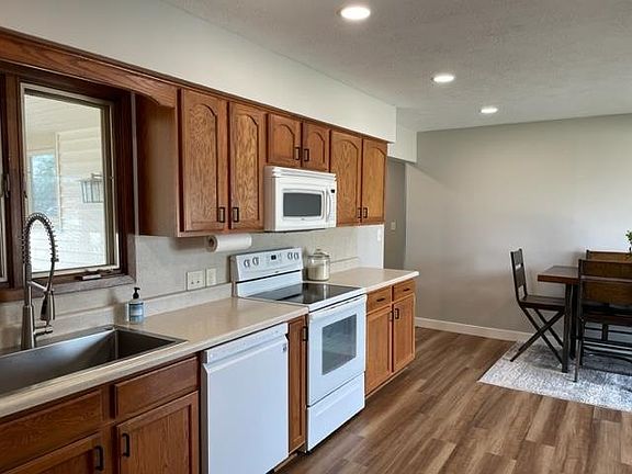 2nd image of 4111 Central Ave