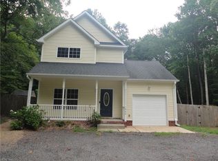 1900 Hosier Rd, Suffolk, VA 23434