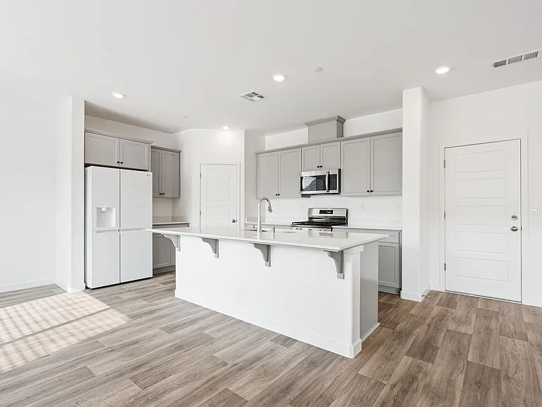 7237 E Homan Ave — Photo 6