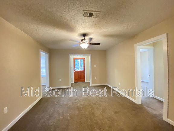 3rd image of 715 Blossom St