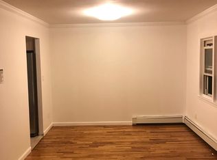 12414 25th Ave #2, Flushing, NY 11356