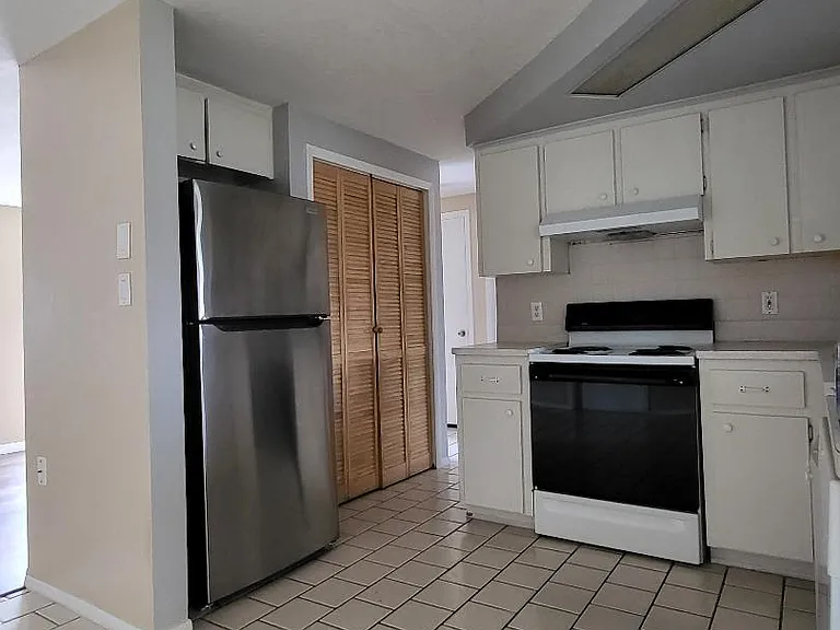 1440 Brixton Ln — Photo 8