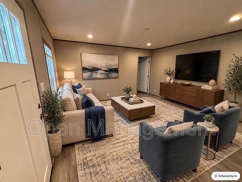 3 bed, 2.0 bath, 1056 sqft, $1,324 — Photo 4