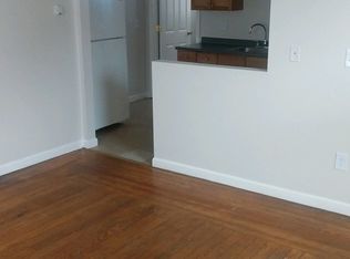 92 Bates St #2F, Pawtucket, RI 02861