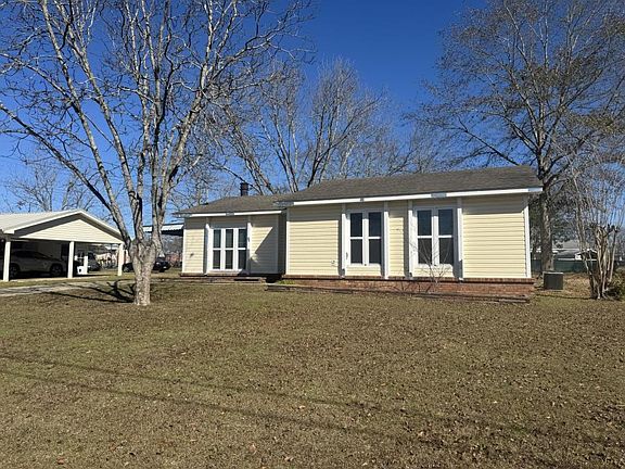 2nd image of 3106 Balfour Dr