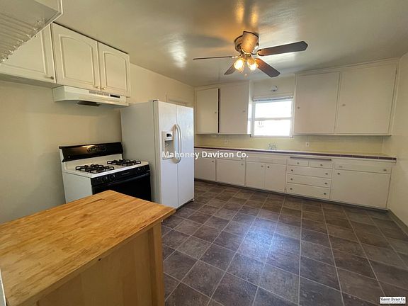 4th image of 1375 Petaluma Blvd N Unit C