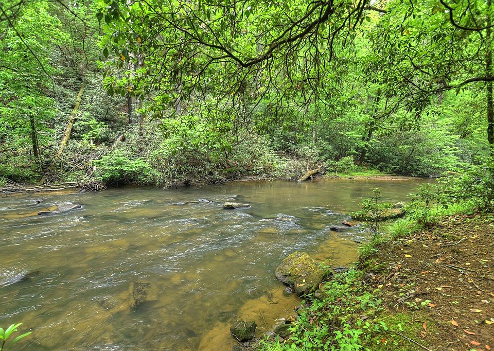 73rd image of 300 River Rd