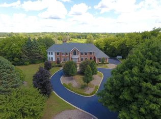 34253 Malmquist Rd, Ingleside, IL 60041