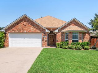 759 Little Ridge Ct, Burleson, TX 76028