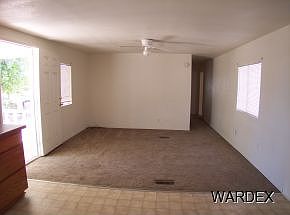 3rd image of 3230 E Leroy Ave