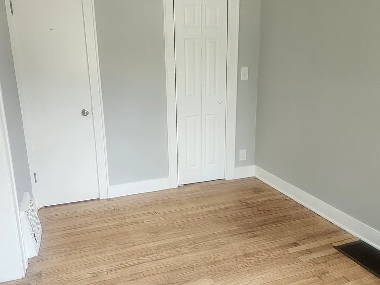 627 S Rose St #1 — Photo 10