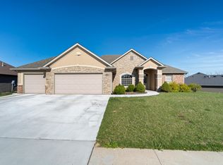 5608 Dunmeyer Ct, Columbia, MO 65203
