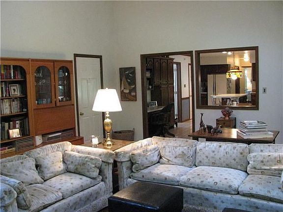 Family Room looking into Kitchen
